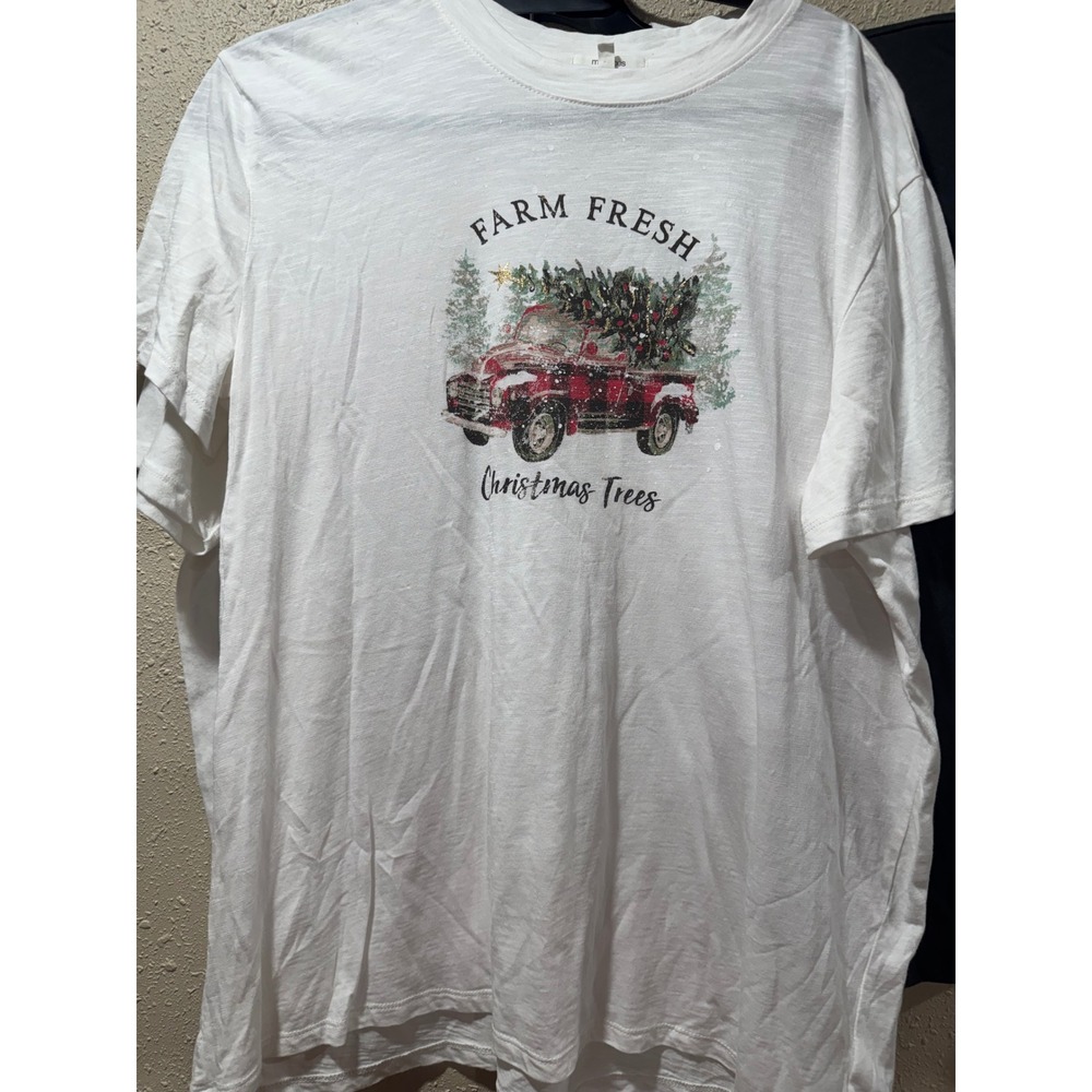 Christmas Graphic Tee Bundle Maurices Old Navy Merry Believe Farm Fresh Truck